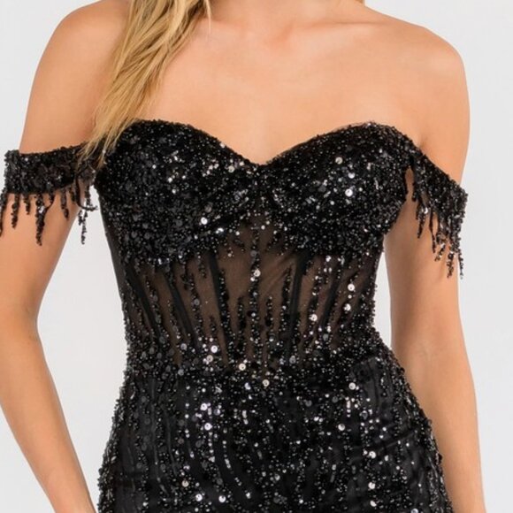 NEW MINI SEQUINS EMBELLISHED OFF SHOULDER DRESS W/ SWEETHEART NECKLINE JT919L - Picture 4 of 8